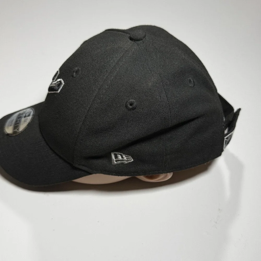 New Era 9Forty Youth San Antonio Spurs Adjustable Hat Hardwood Classic Black Cap